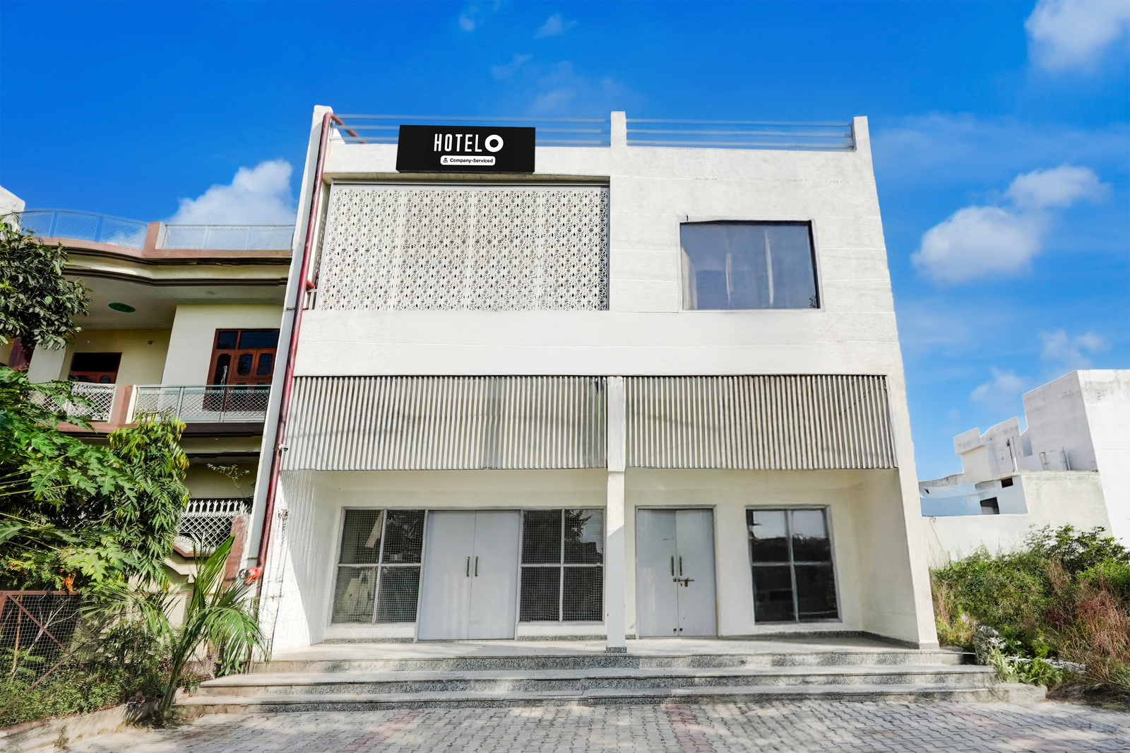 super hotel o meerut central college formerly saffron