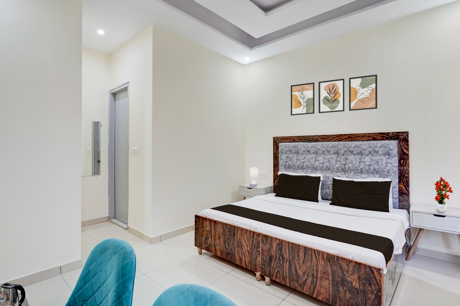 super hotel o meerut central college formerly saffron