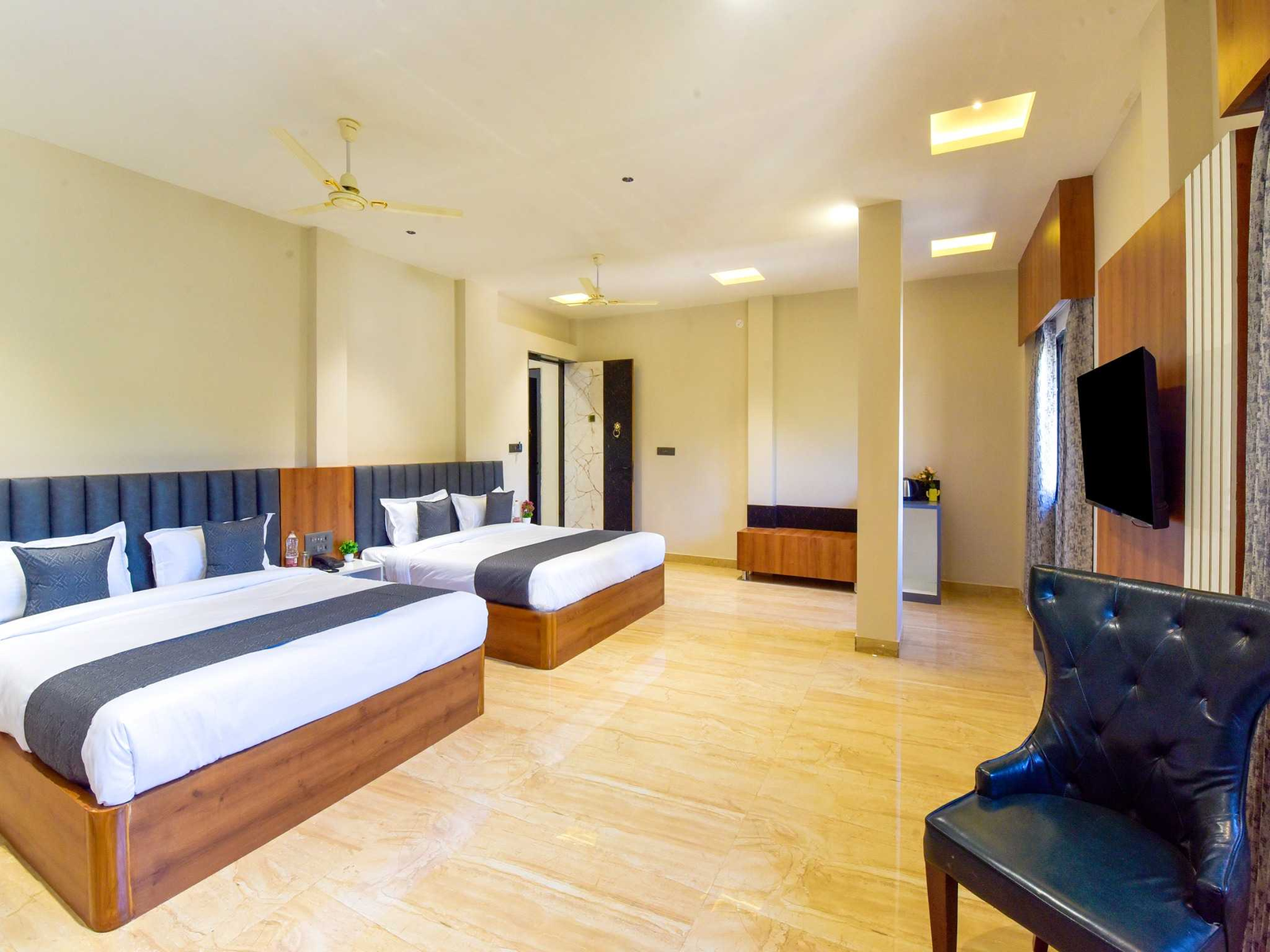 palette hotel sun royaale by checkin udaipur