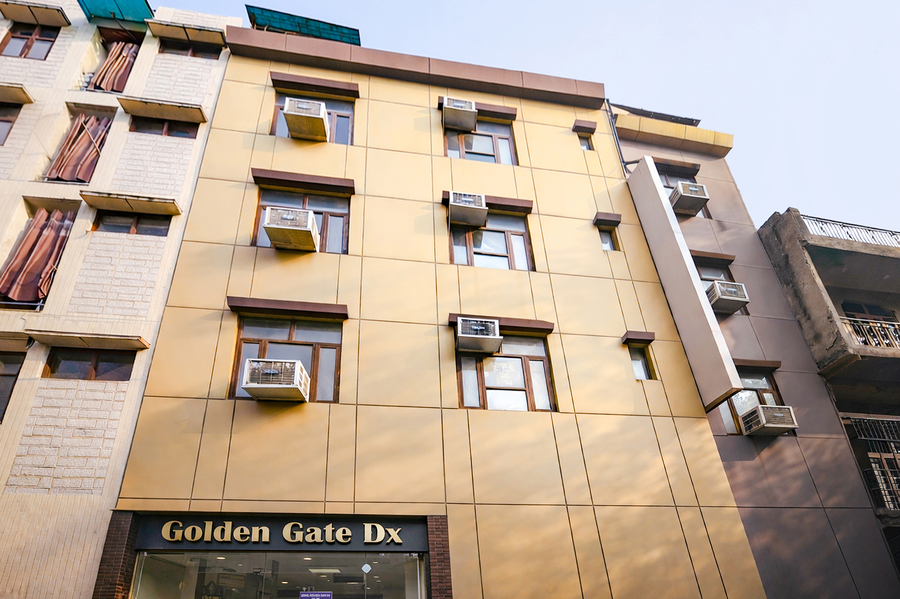 Fabhotel Golden Gate Deluxe,Paharganj,3 star