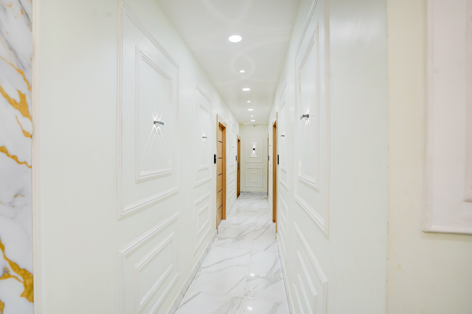 Super Townhouse Oak Prayagraj Allahabad University - Railway Junction Formerly Ballians,,4 star