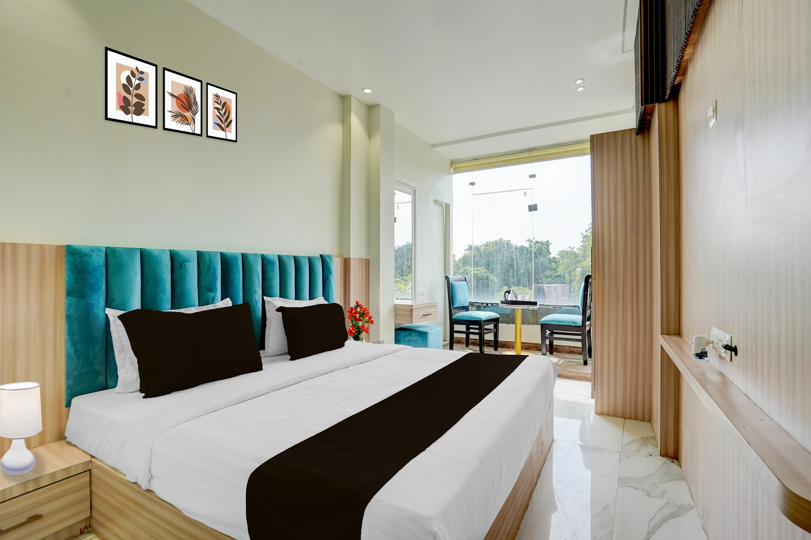 super townhouse oak prayagraj allahabad university railway junction formerly ballians