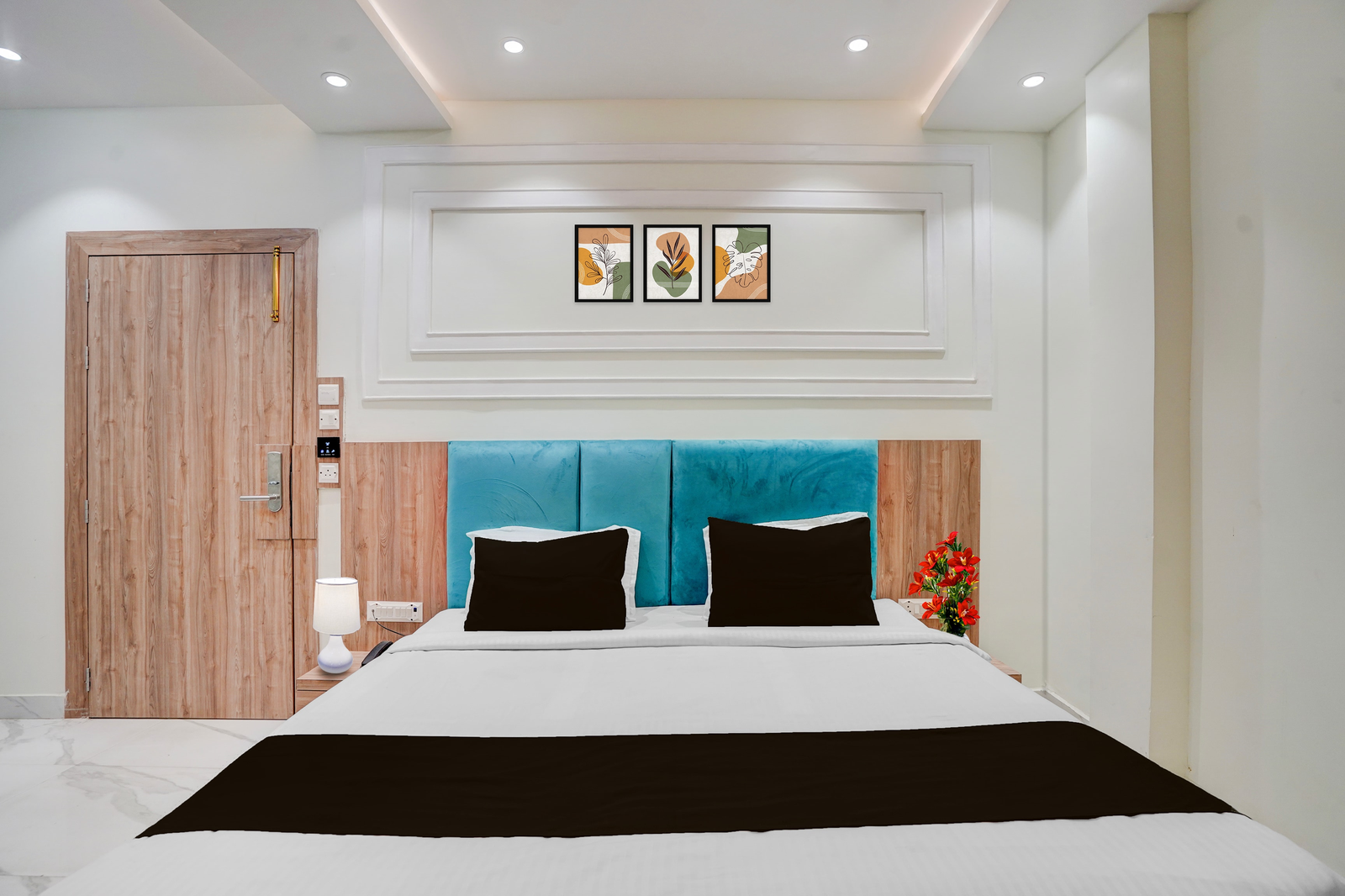 super townhouse oak prayagraj allahabad university railway junction formerly ballians