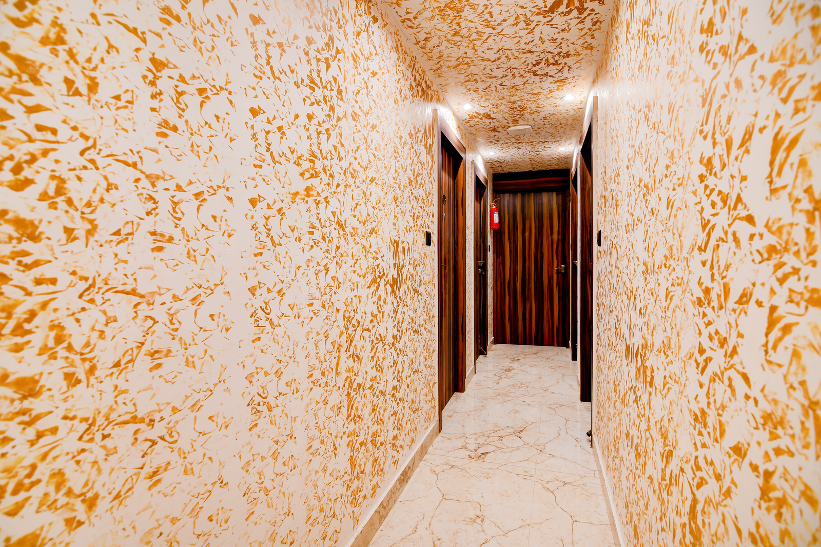 super townhouse oak sealdah railway station near creek row