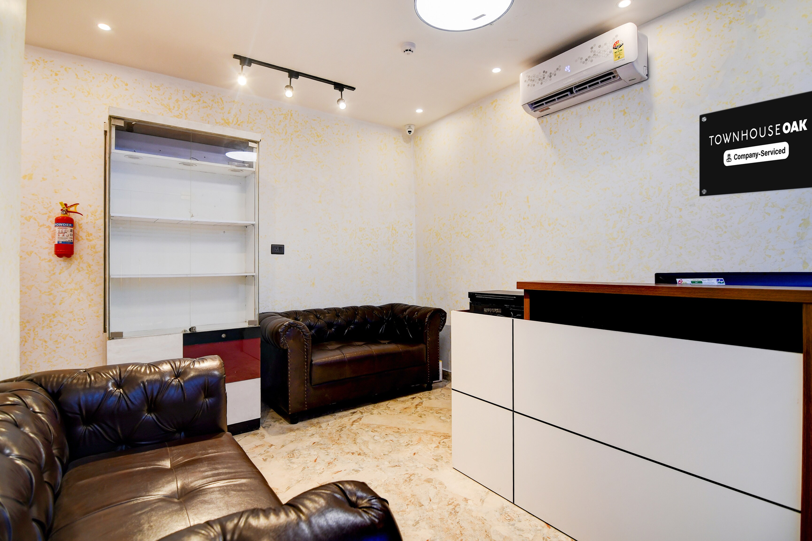 super townhouse oak sealdah railway station near creek row