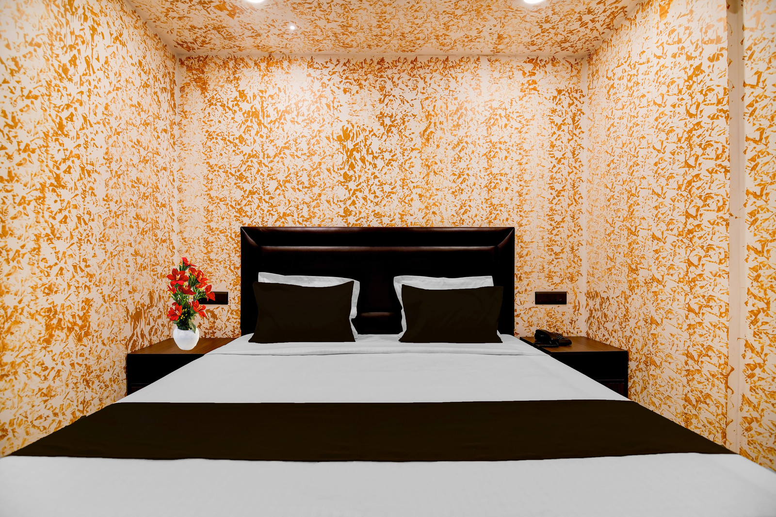 super townhouse oak sealdah railway station near creek row