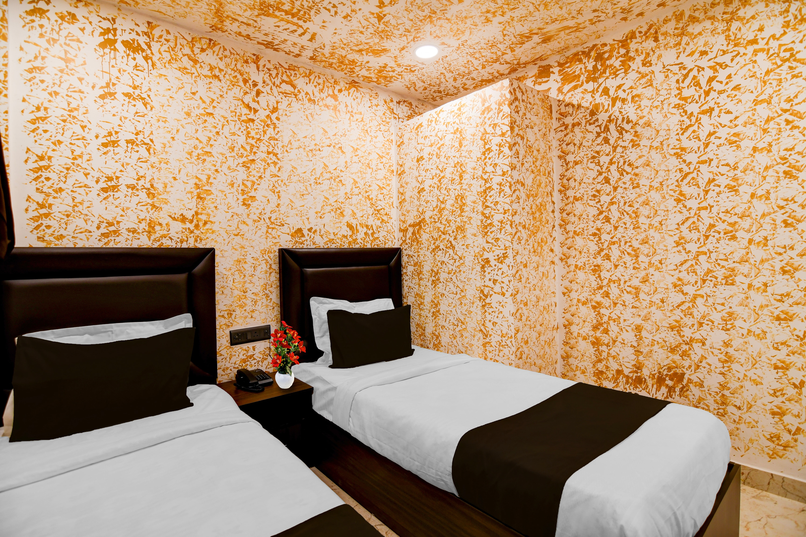 super townhouse oak sealdah railway station near creek row