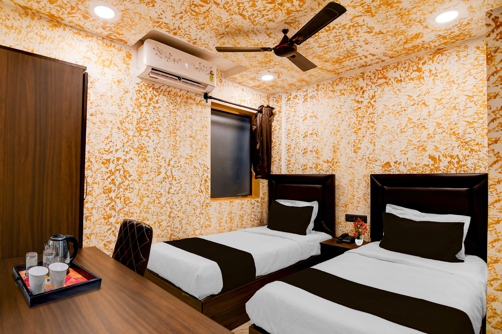 super townhouse oak sealdah railway station near creek row