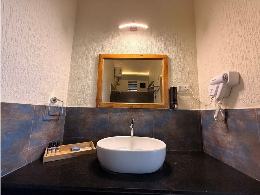 blu water resort malshej