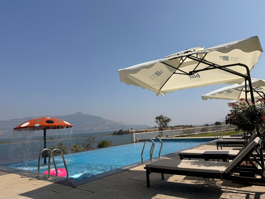 blu water resort malshej