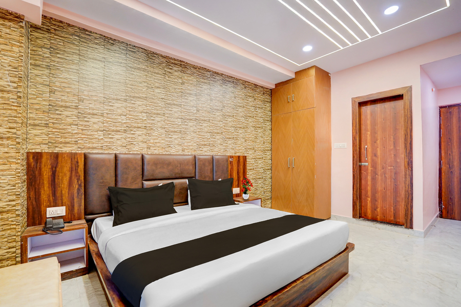 super townhouse oak panki railway junction formerly hotel rudra