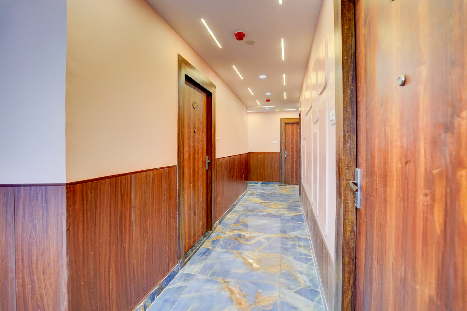 Super Townhouse Oak Panki Railway Junction Formerly Hotel Rudra,,4 star