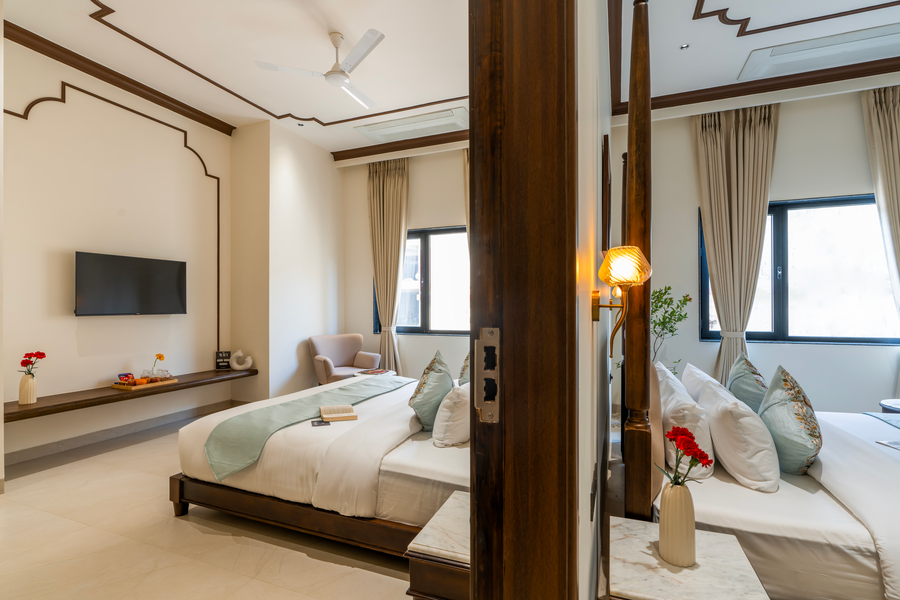 luxuria varanasi by moustache