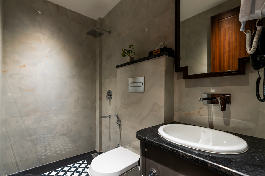 luxuria varanasi by moustache