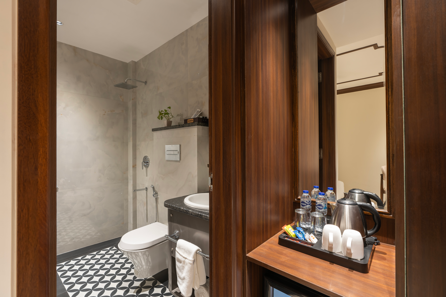 luxuria varanasi by moustache