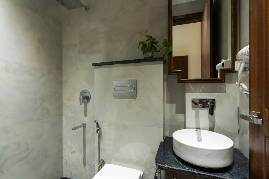 luxuria varanasi by moustache