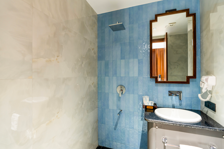 luxuria varanasi by moustache