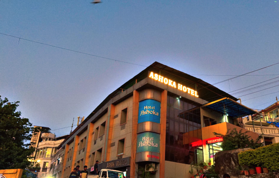 Hotel Ashoka (Nakki Lake - 450 Metre),Near Mount Abu Bus Stand,3 star