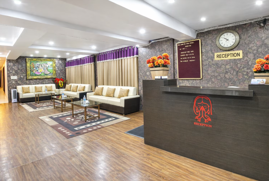 Hotel Ashoka (Nakki Lake - 450 Metre),Near Mount Abu Bus Stand,3 star