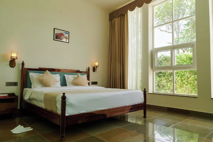 Free Birds Bungalow,Jaipur>>Amer,2 star