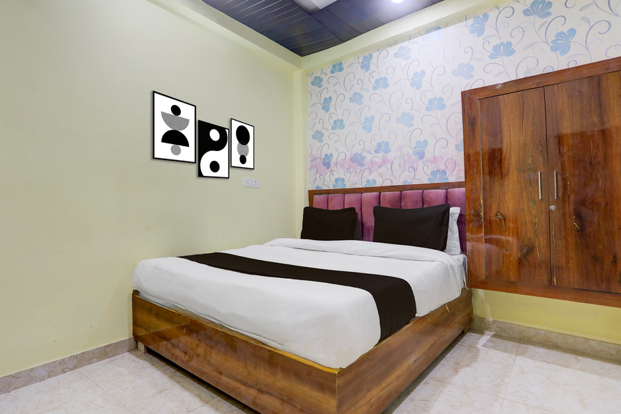 super hotel o banaras junction blw