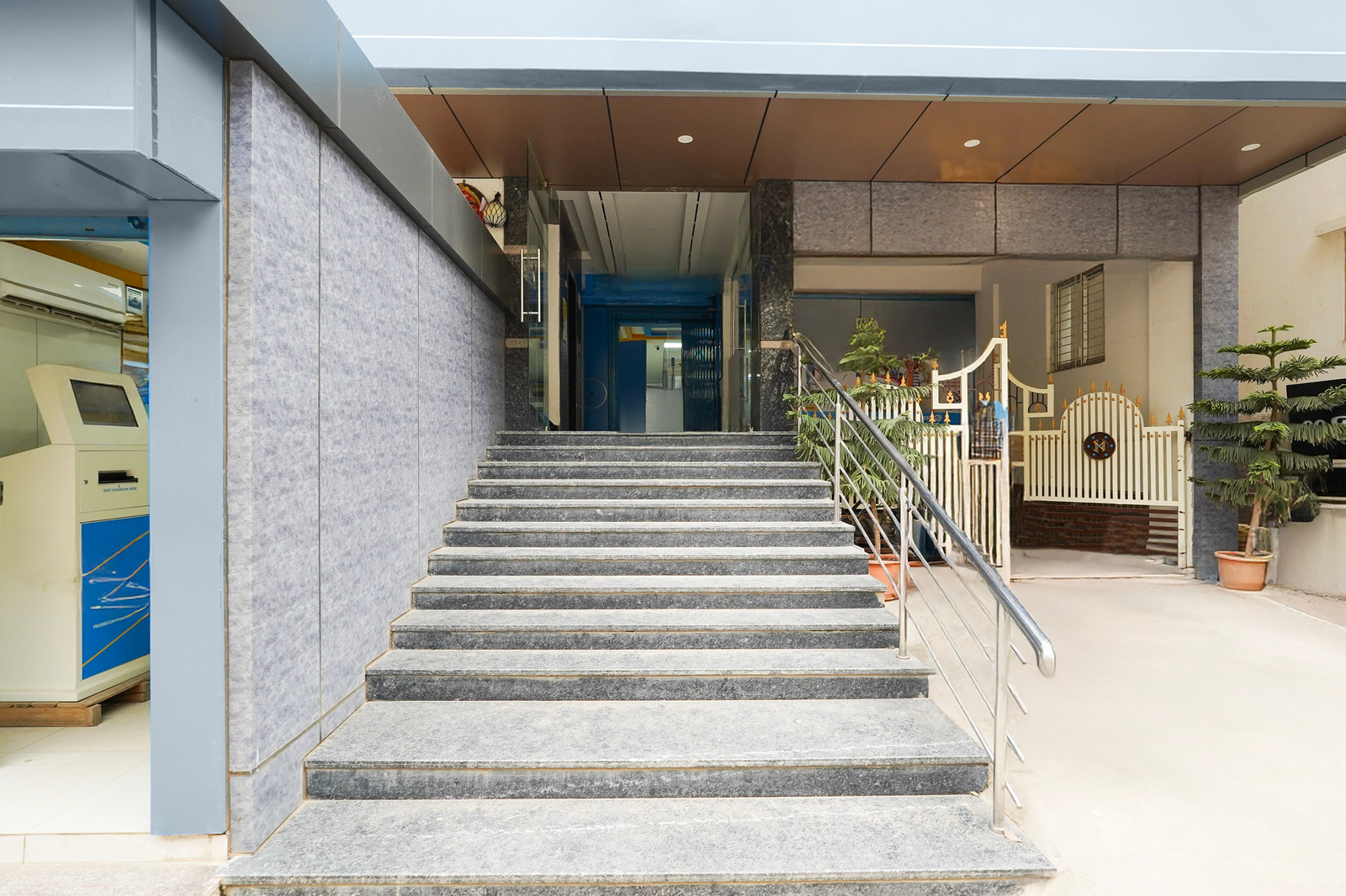 super townhouse whitefield railway station formerly kadugudi whitefield