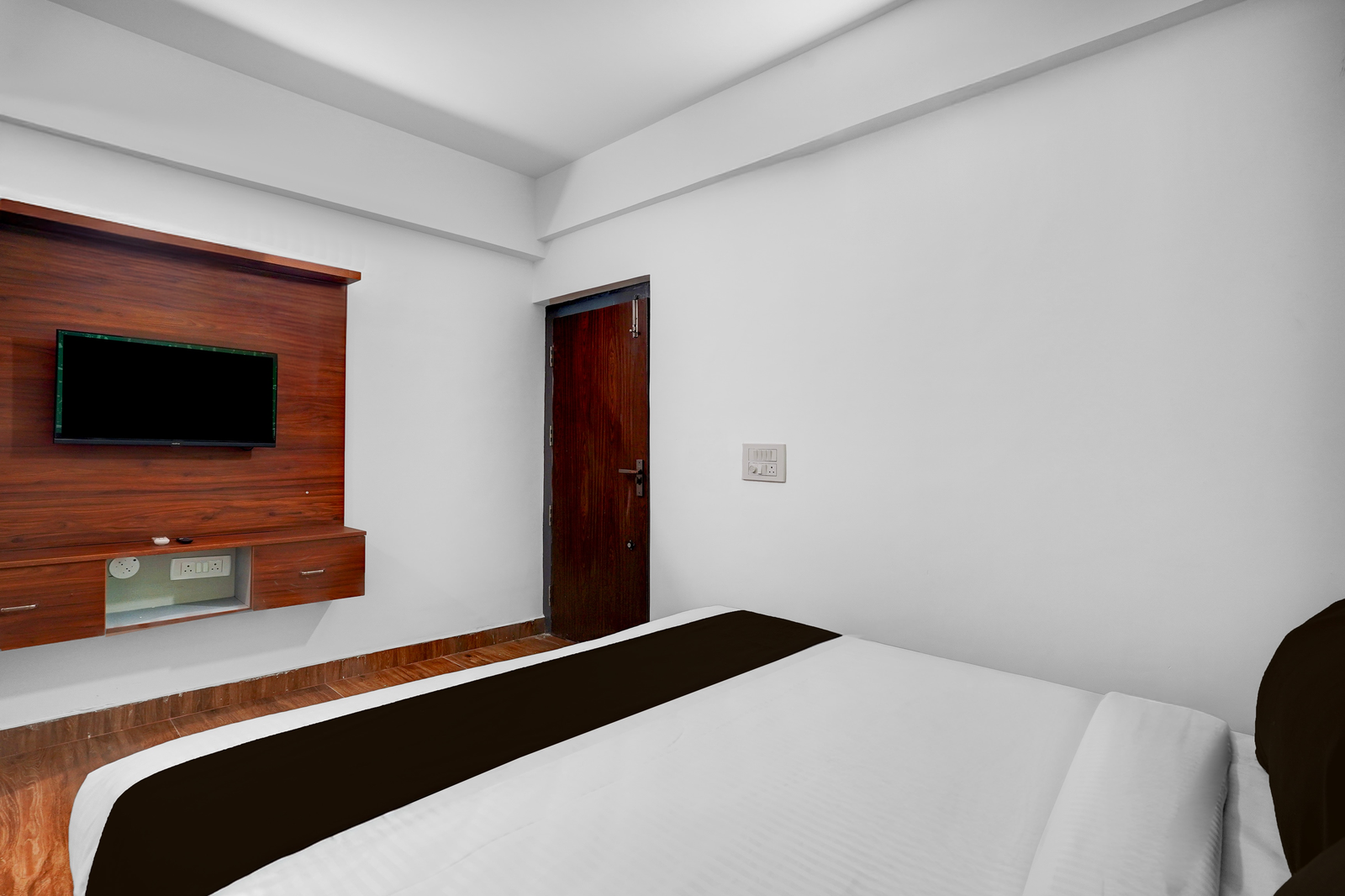 super townhouse whitefield railway station formerly kadugudi whitefield