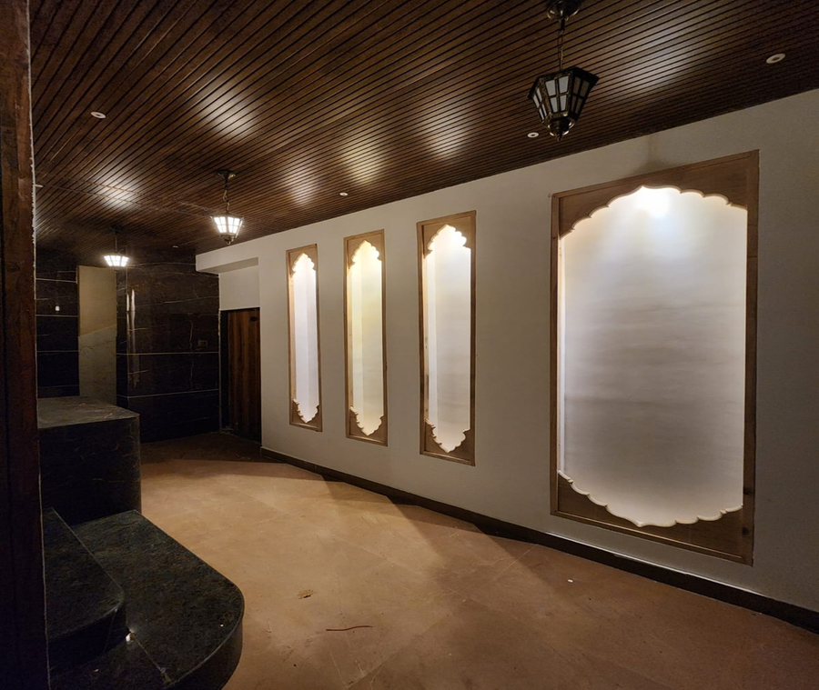 Hotel Neelam Inn,,3 star