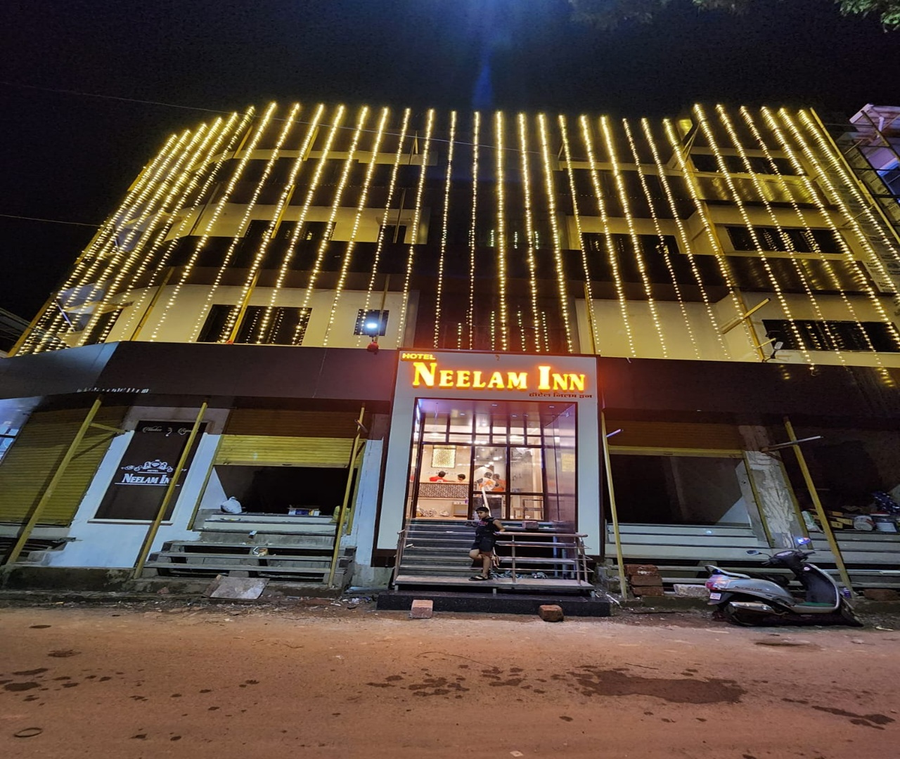 Hotel Neelam Inn,,3 star