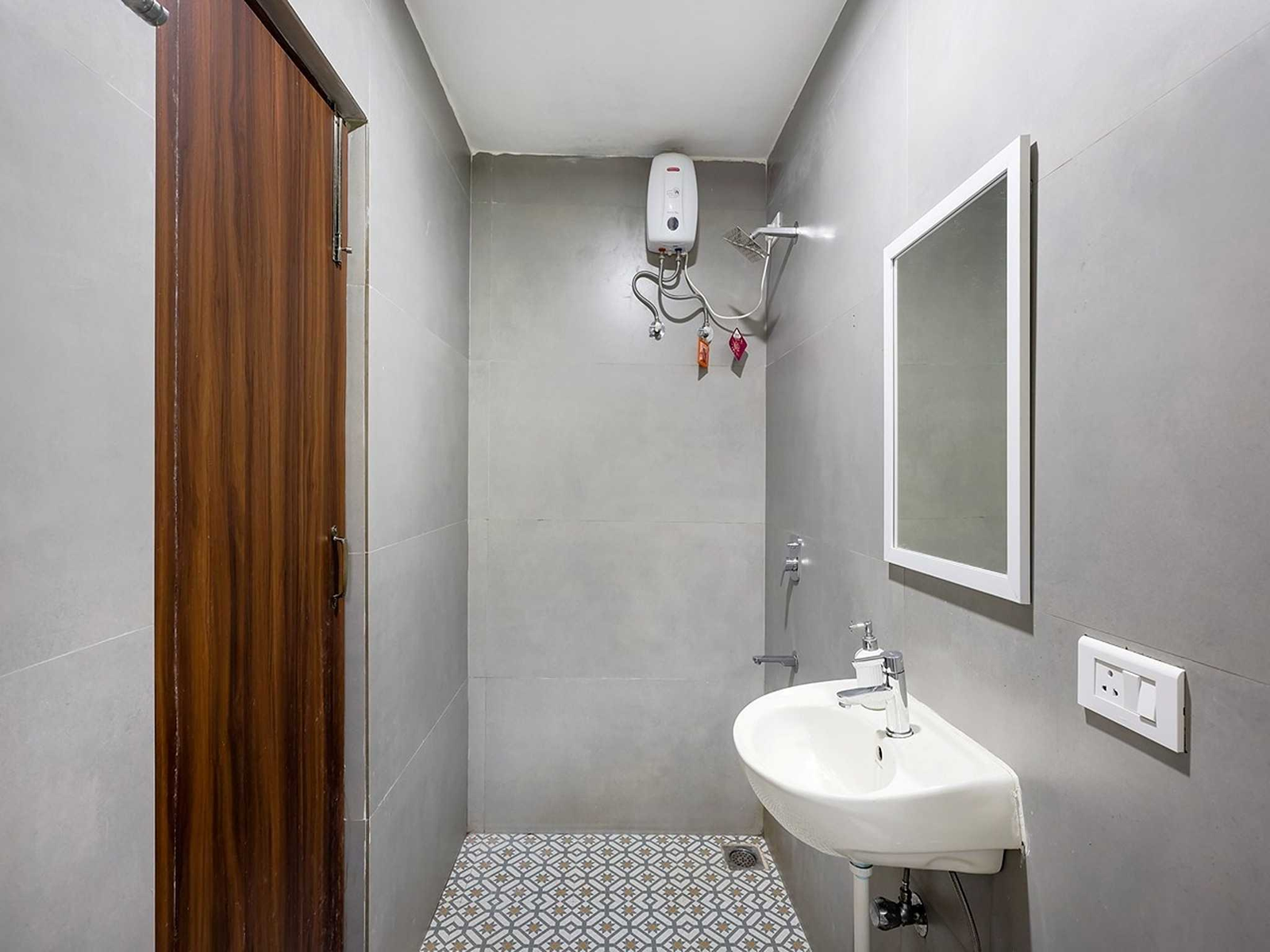 Susegad Appt. By Palette Homes | Pool | Garden,,4 star