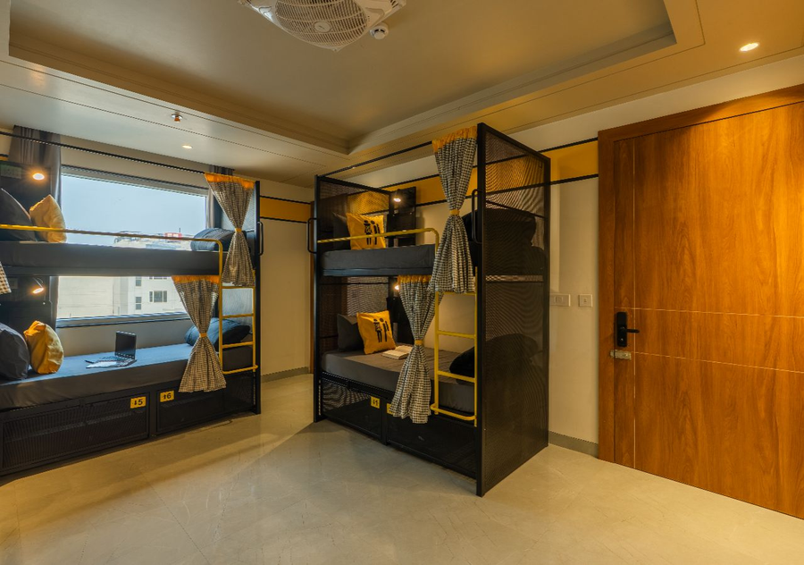 the hosteller delhi international airport