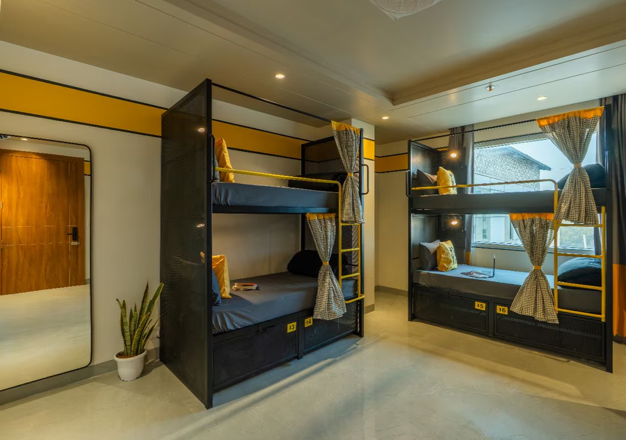 the hosteller delhi international airport