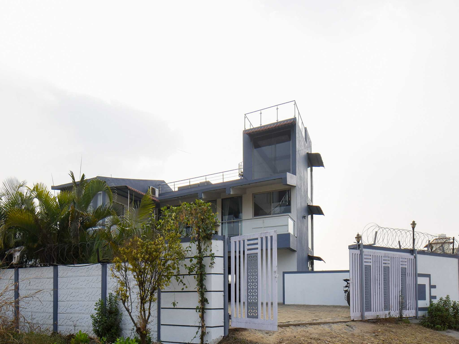 arohi villa 4bhk villa by palette pvt pool lonavala