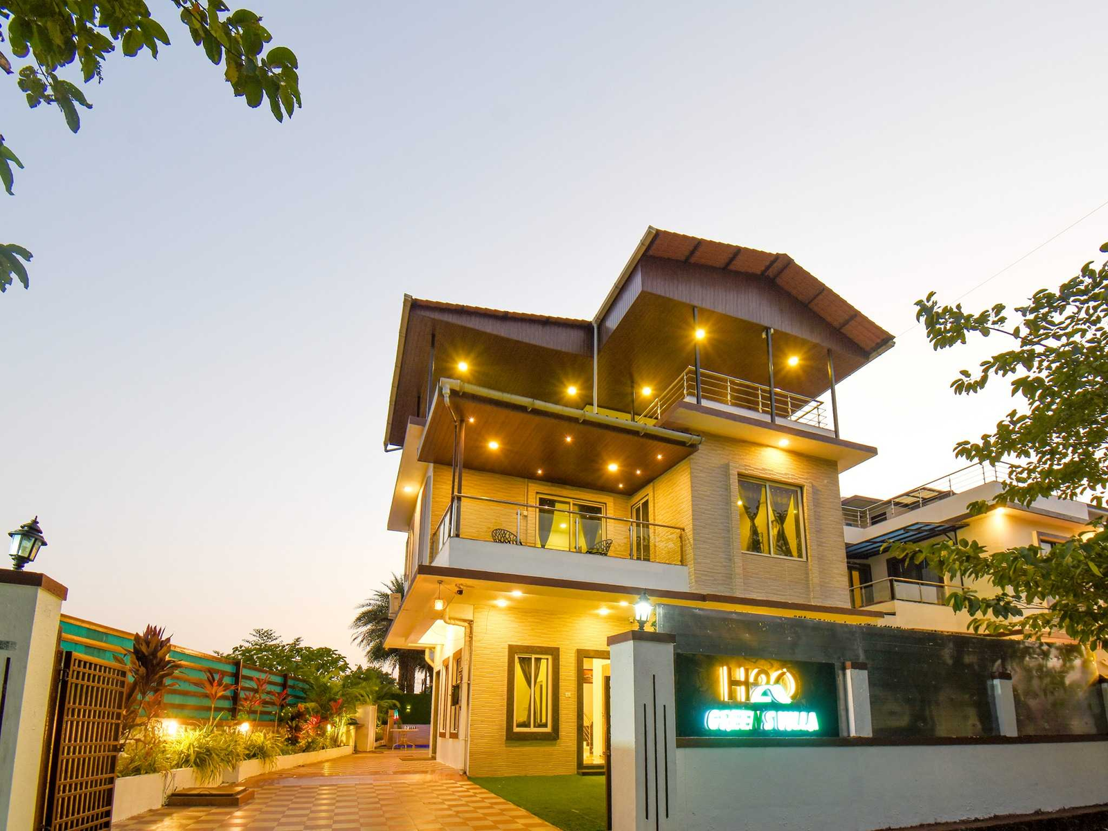 nakshatra villa by dancenter 4bhk bbq pvt pool lonavala