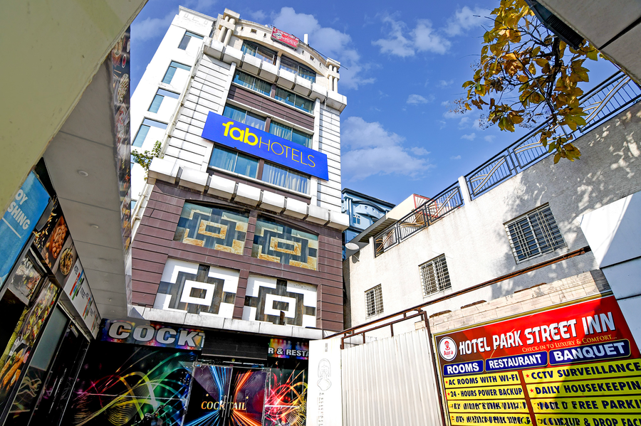 Fabhotel Park Street Inn,MAIN ROAD, RANCHI ,3 star