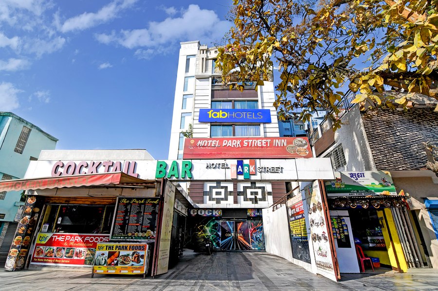 Fabhotel Park Street Inn,MAIN ROAD, RANCHI ,3 star