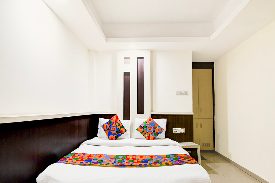 fabhotel park street inn