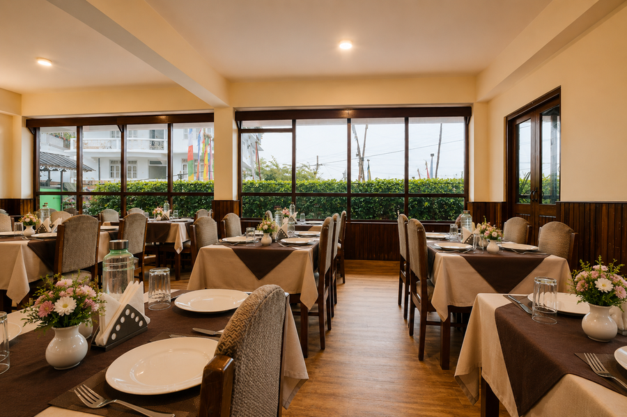 sparrow chiminda a heritage hotel middle pelling