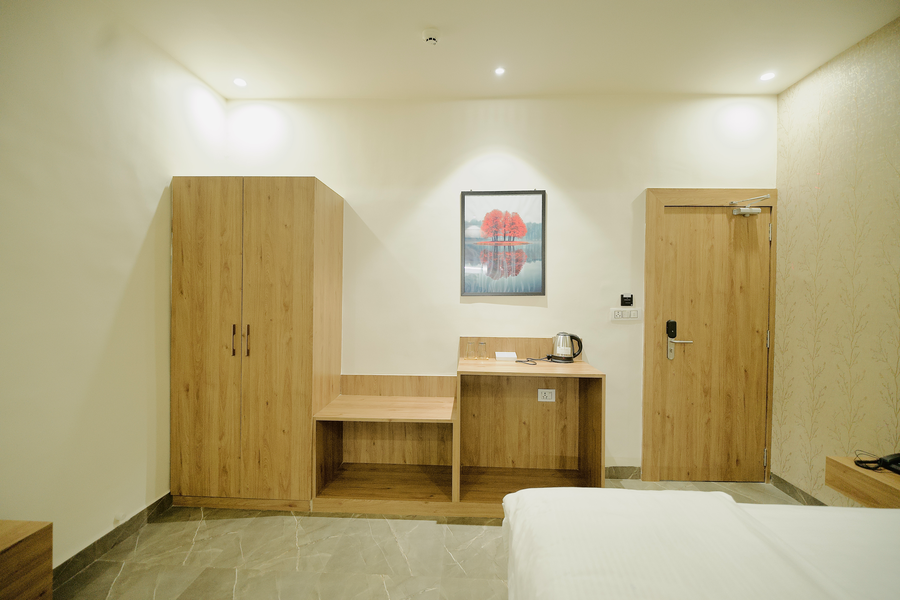 The Vibez Inn Hotel And Restaurant,,2 star