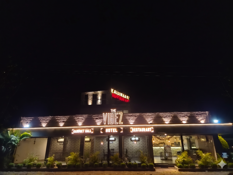 the vibez inn hotel and restaurant