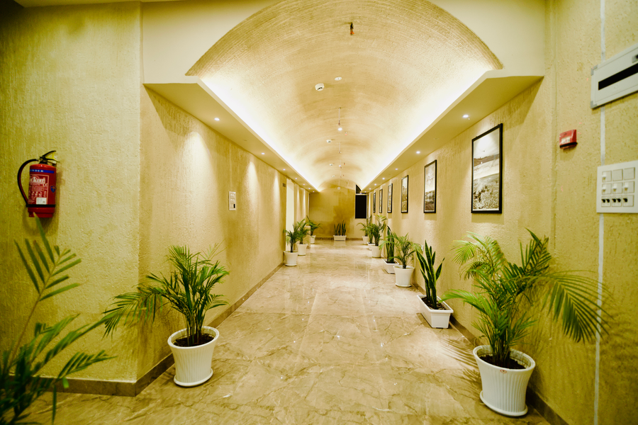 the vibez inn hotel and restaurant