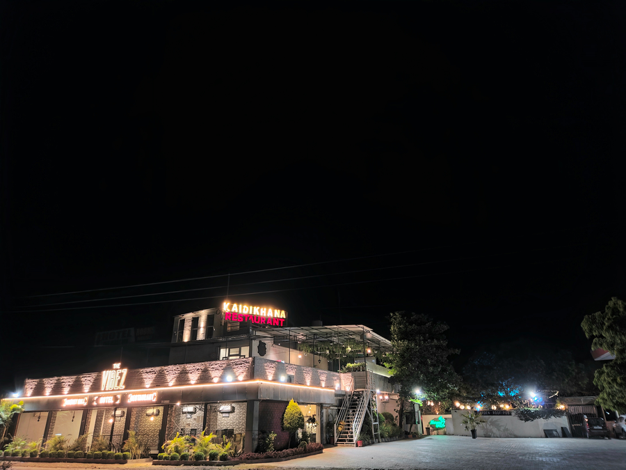 the vibez inn hotel and restaurant