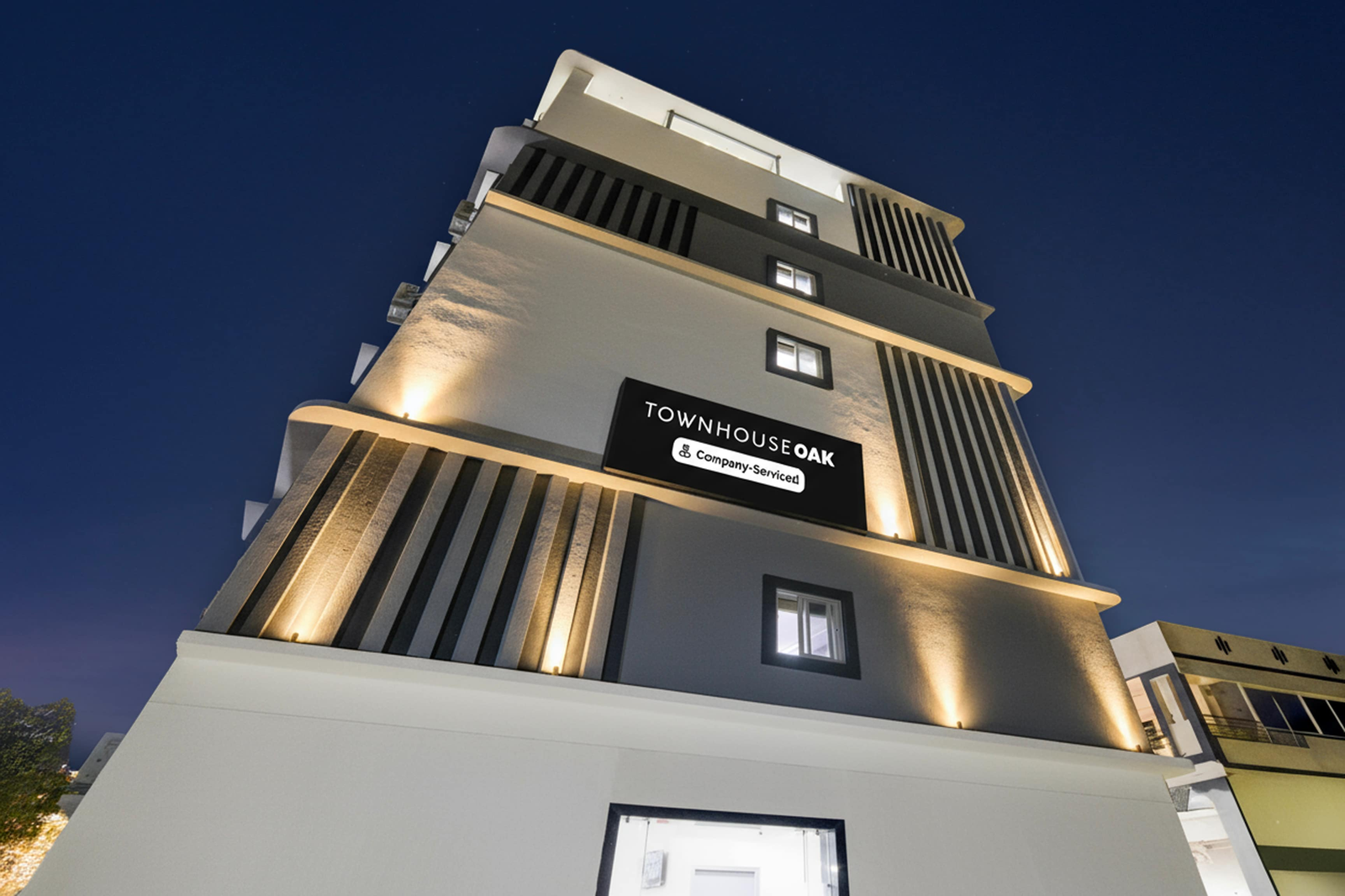 super townhouse oak kamineni bus stop