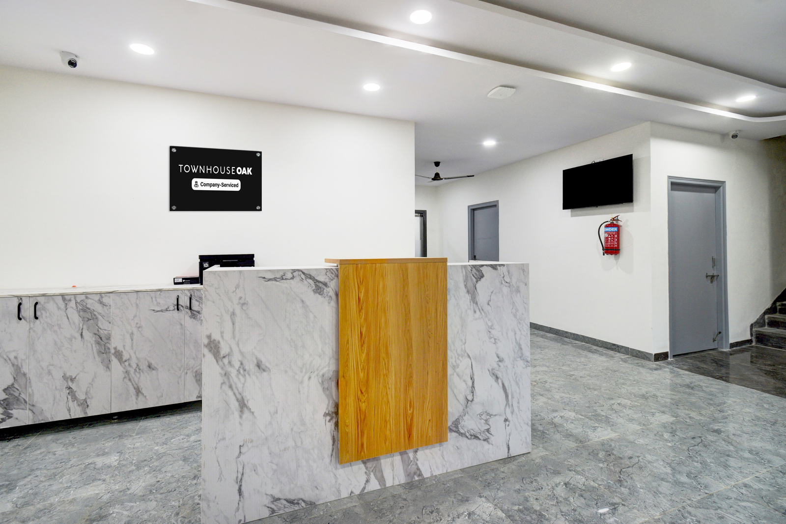 super townhouse oak kamineni bus stop