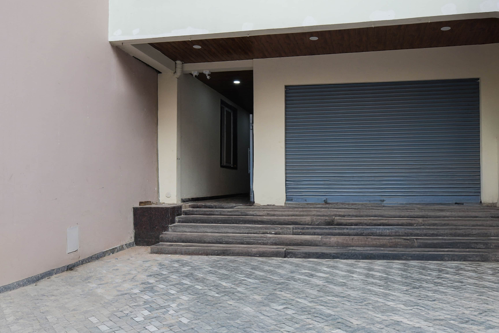 super collection o kachiguda bus terminal hyderabad