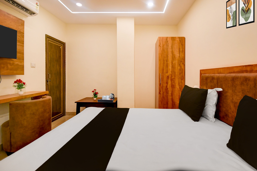 super townhouse gomti nagar station formerly budget in
