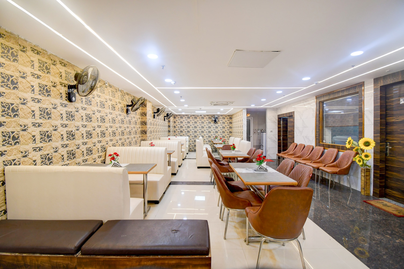 super townhouse gomti nagar station formerly budget in