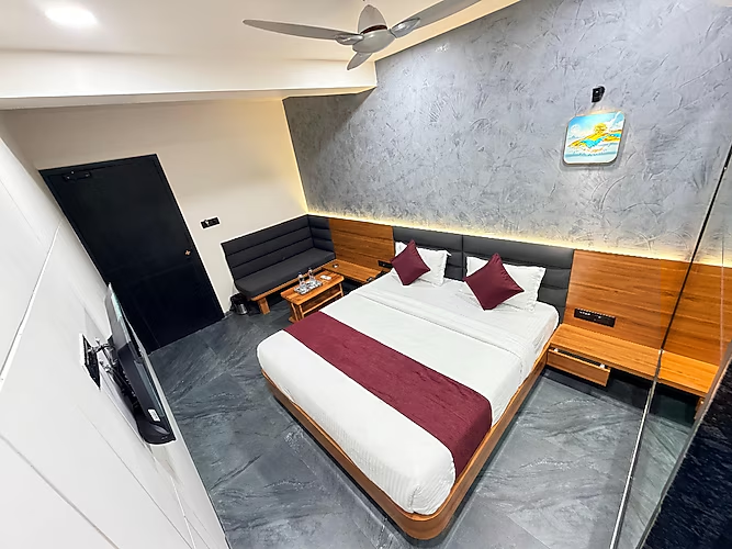 hotel the avanta gandhinagar