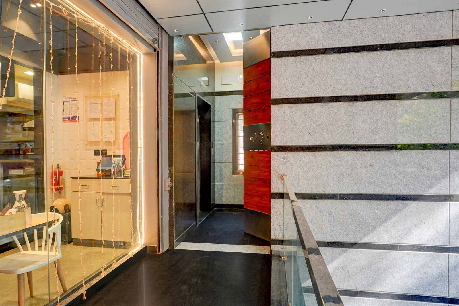 Super Townhouse Koramangala Road Complex Formerly Parkash Tower,,4 star