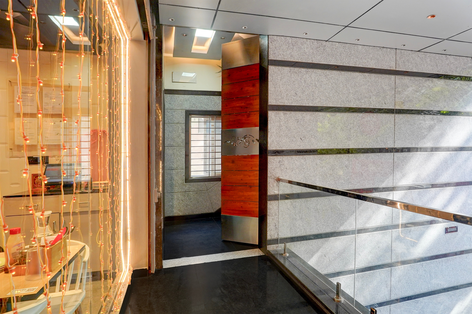 Super Townhouse Koramangala Road Complex Formerly Parkash Tower,,4 star